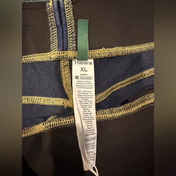 HALARA Deep Blue Flare Jeans - Picture 4 of 4